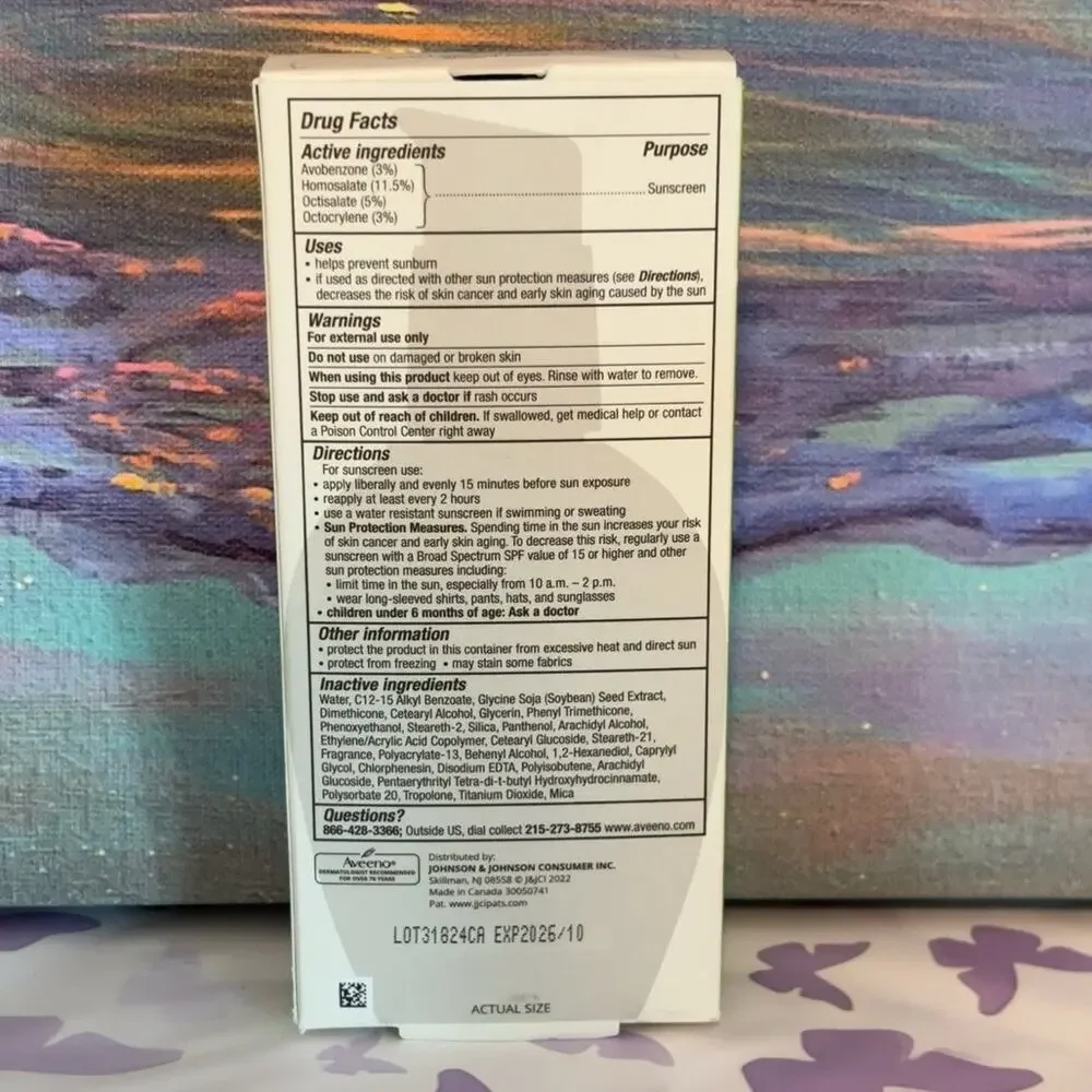 Aveeno Positively Radiant Daily Moisturizer SPF 15